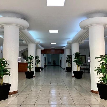 Hotel Capri De Leon Mexico Ngoại thất bức ảnh